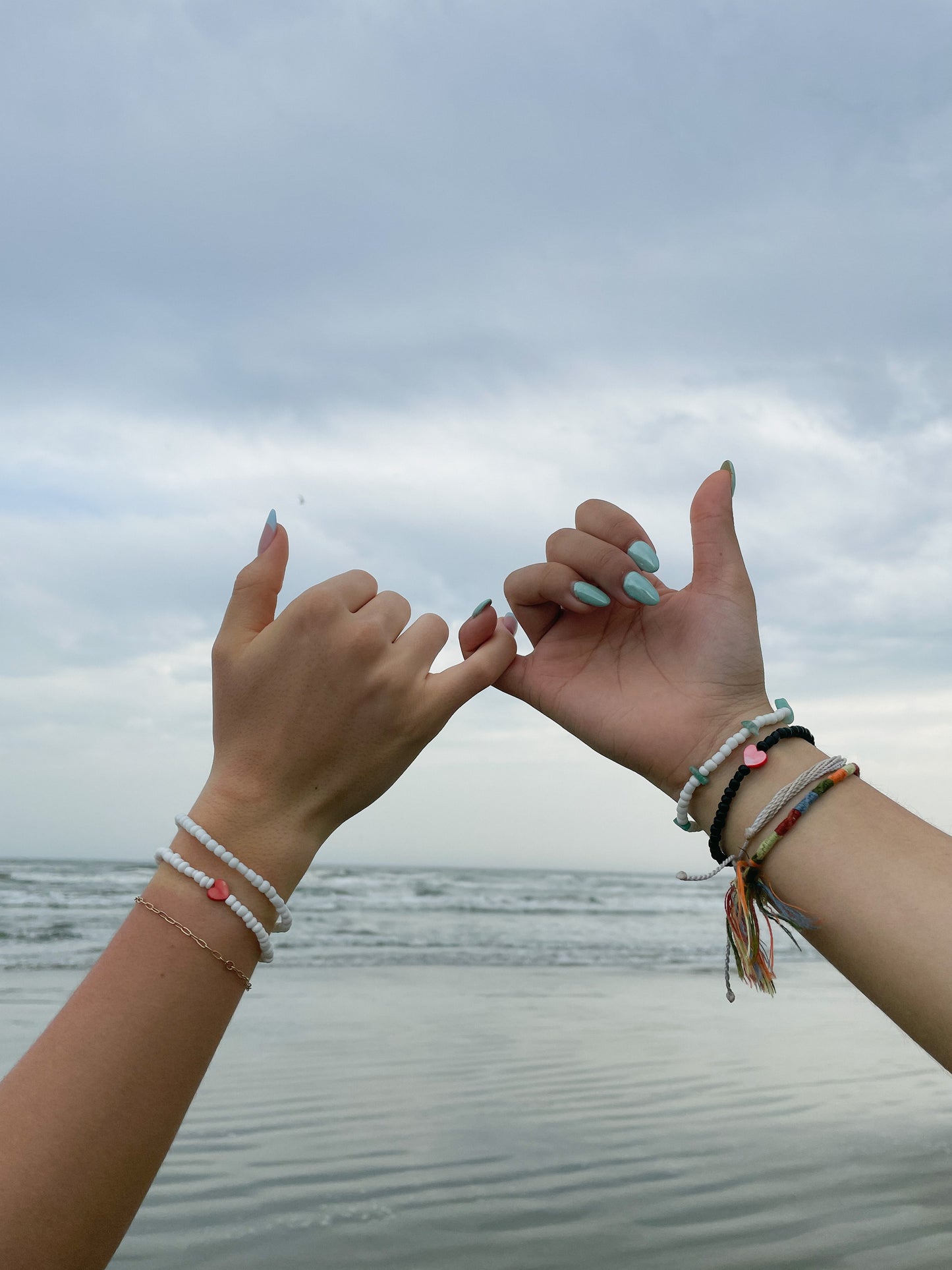 White young hearts bracelet