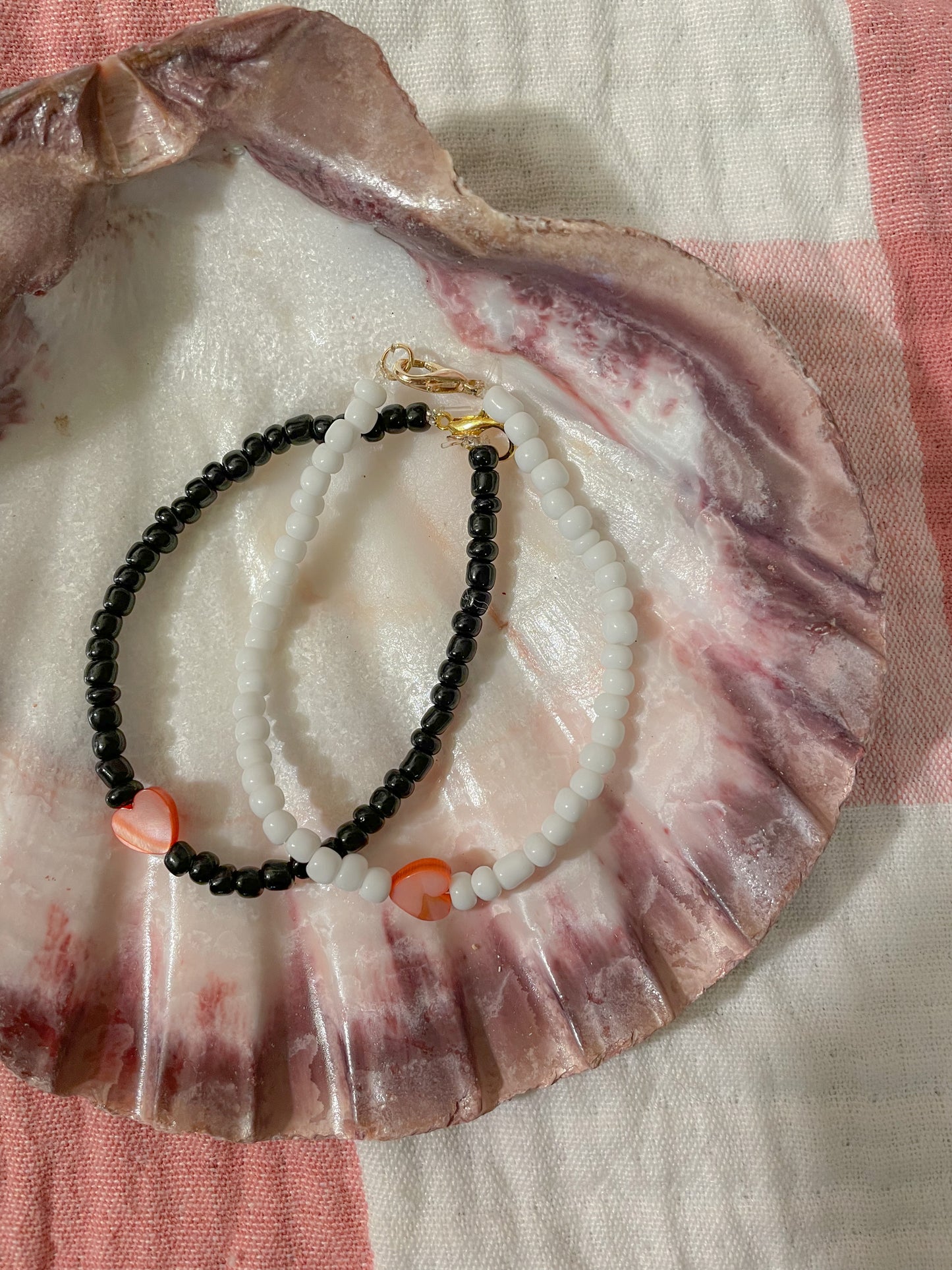 White young hearts bracelet
