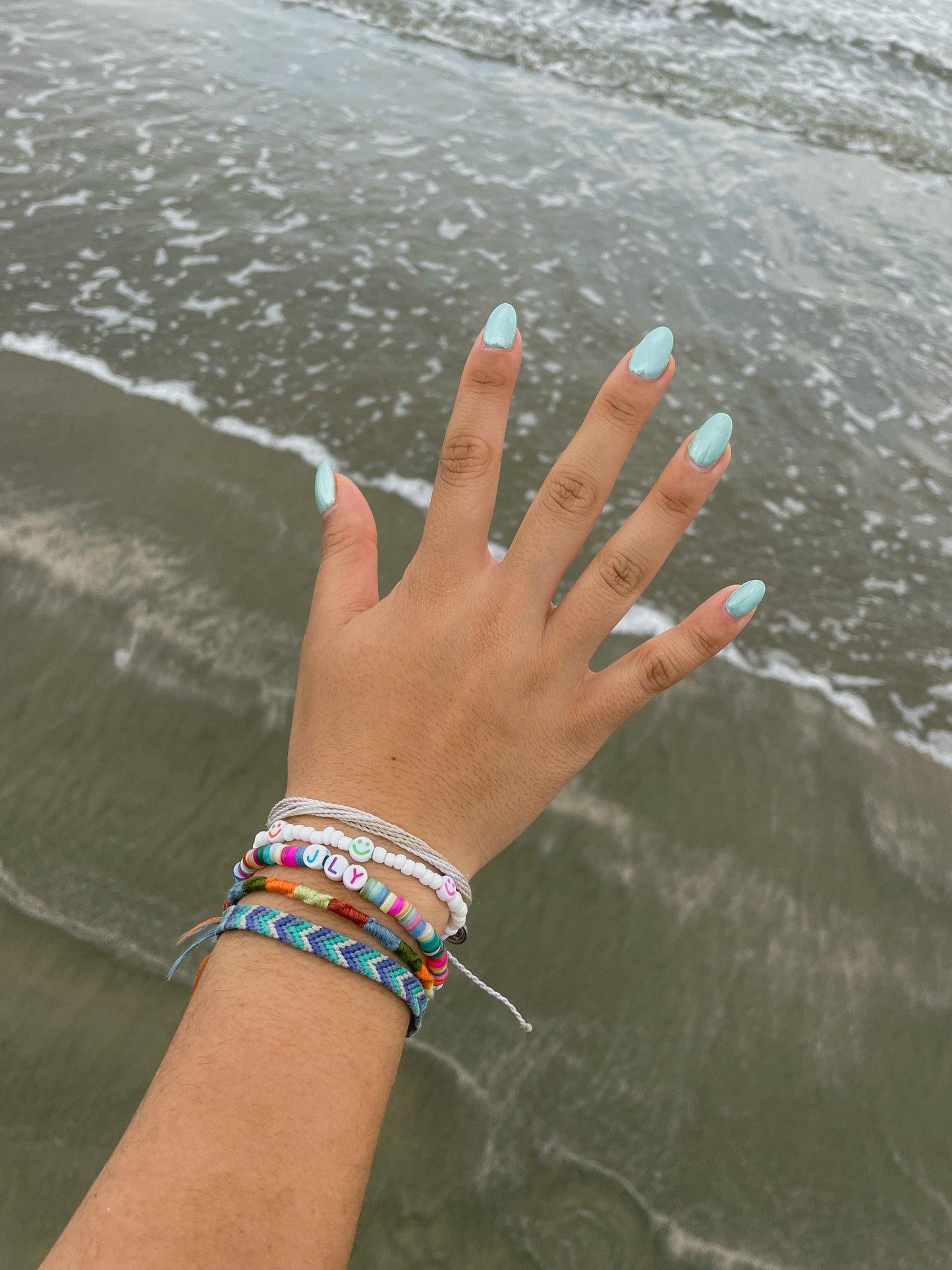 Joyful bracelet